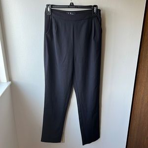 Lulu’s black pants